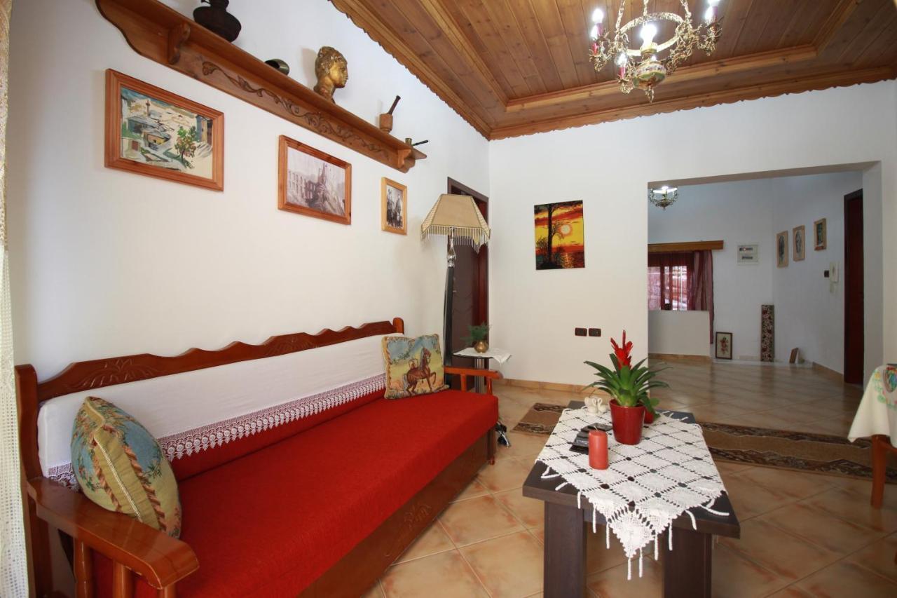 Grandma's Guest house *