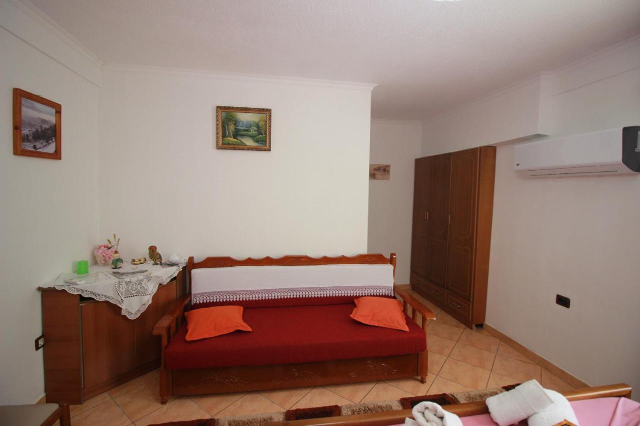 Guest house Grandma's *